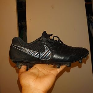 RARE BLACKOUT TIEMPO LEGEND 7 Sz 9